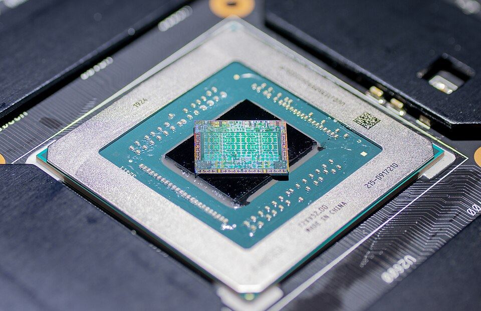 Representative Radeon RX 5500 XT Navi 14 chip photograph physical card, photographed from the front
