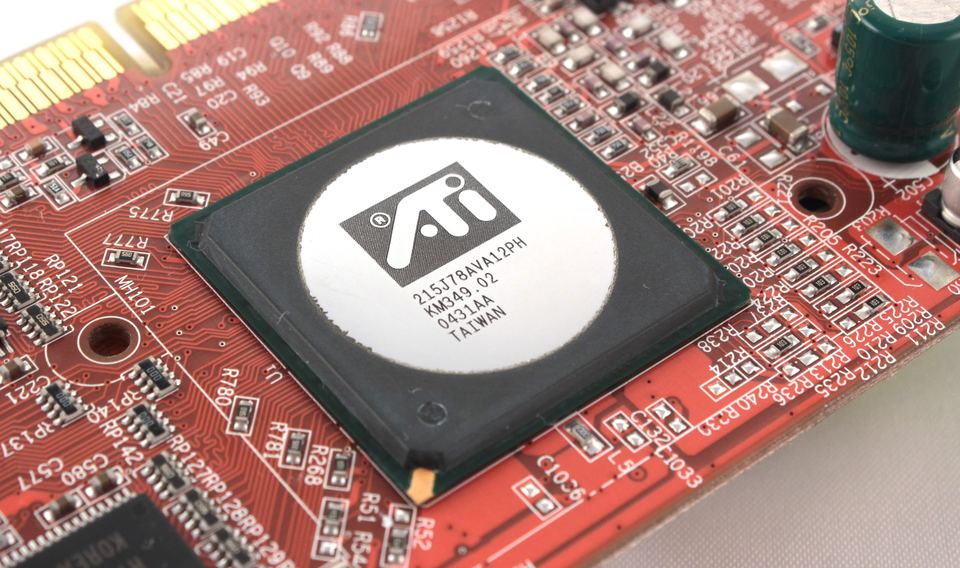 Chip close-up on ATI Radeon 9200SE board