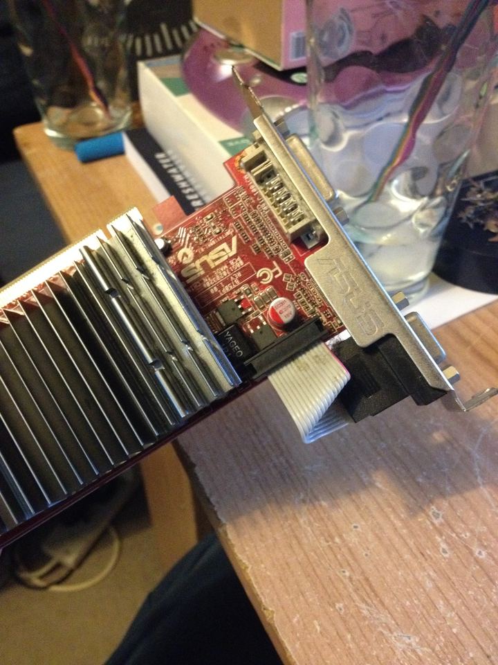 Representative ASUS EAH4350 Silent board physical card, photographed from the front