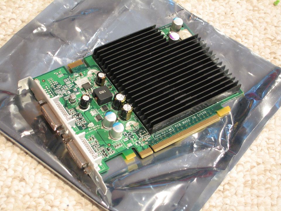 Representative Apple GeForce 7300 GT PCI Express board physical card, photographed from the front