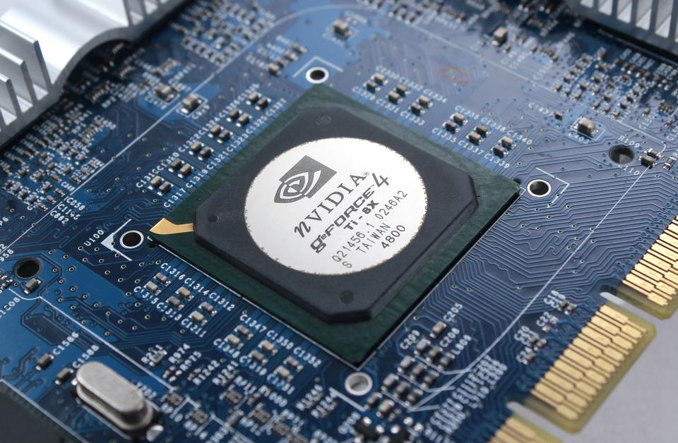 Chip close-up on nVidia GeForce 4 Ti 4800 board